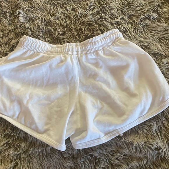 BRANDY MELVILLE white USA sweat shorts - Picture 2 of 6
